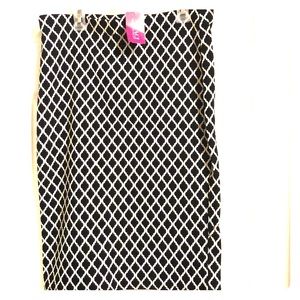 Black white pencil skirt